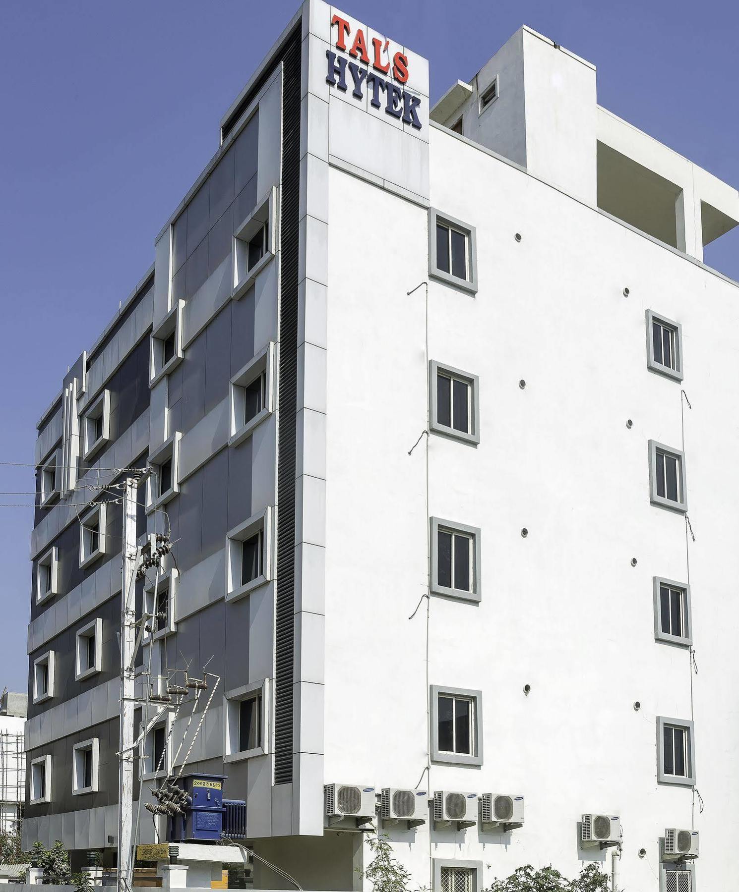 Itsy By Treebo - Tals Hytek Hotel Hyderabad Ngoại thất bức ảnh